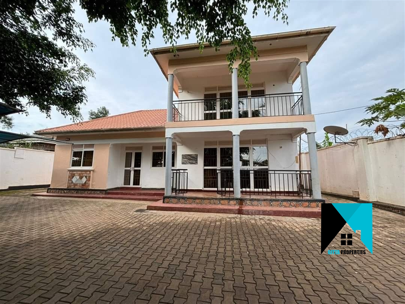 Storeyed house for sale in Naalya Wakiso