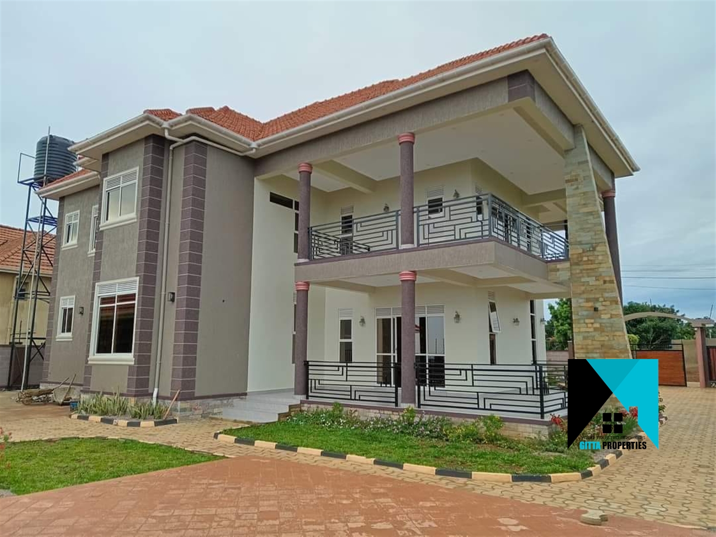 Storeyed house for sale in Bwebajja Wakiso