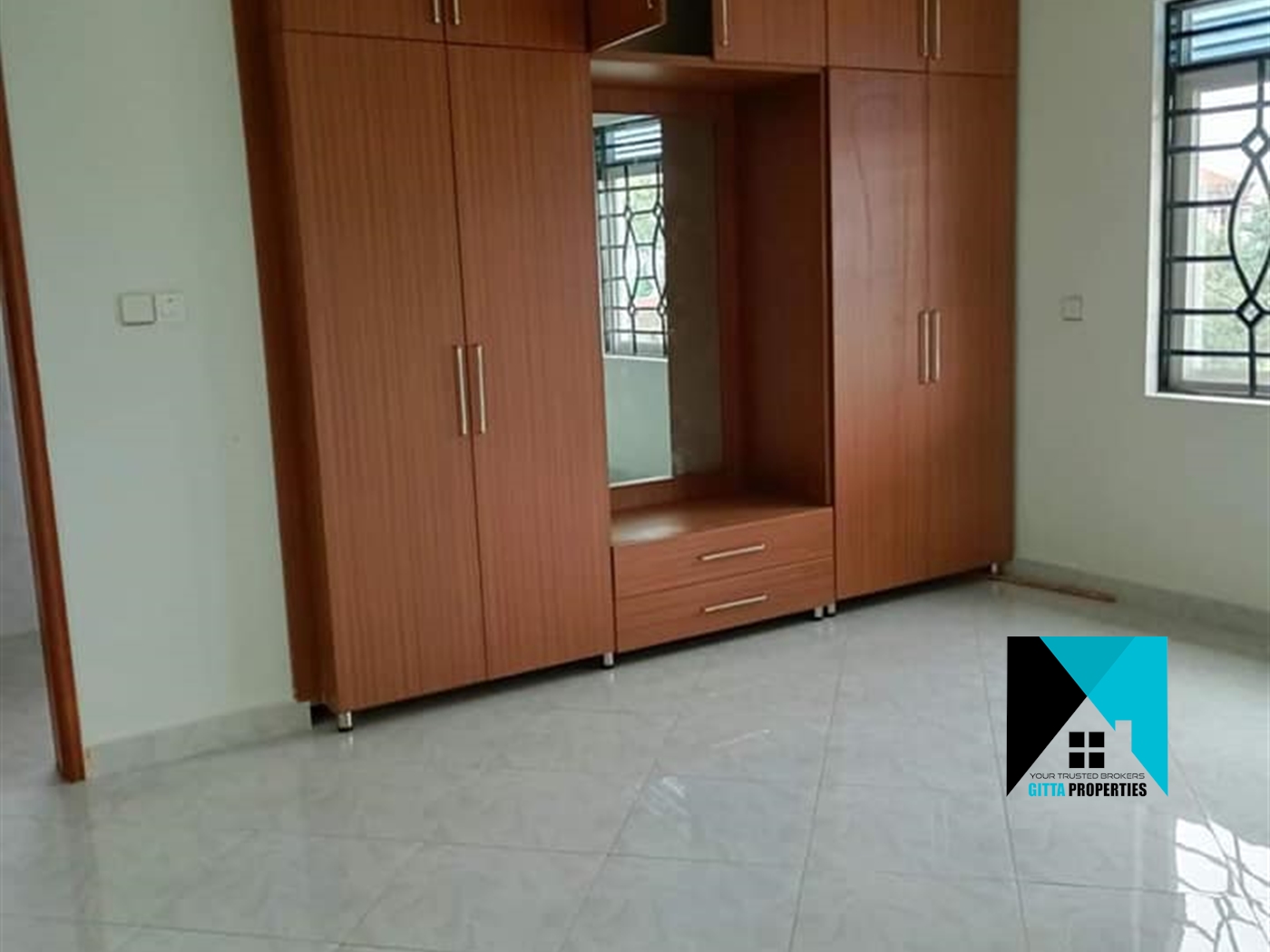 Storeyed house for sale in Bwebajja Wakiso