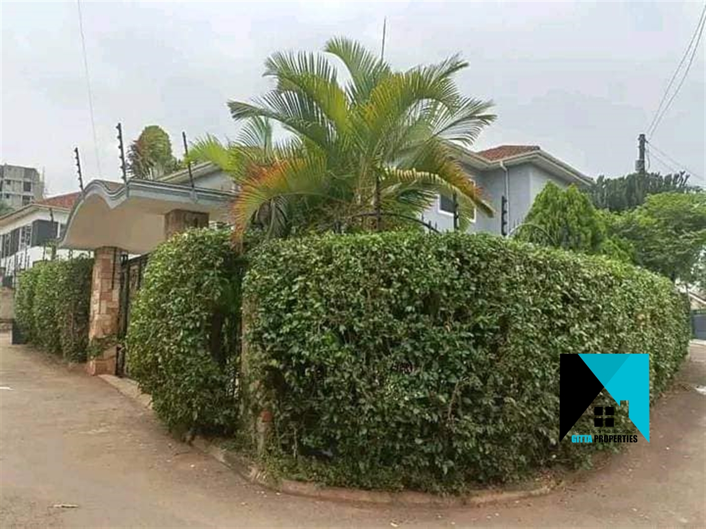 Storeyed house for sale in Naalya Wakiso