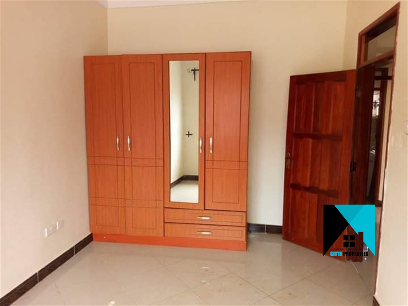 Semi Detached for rent in Bweyogerere Wakiso