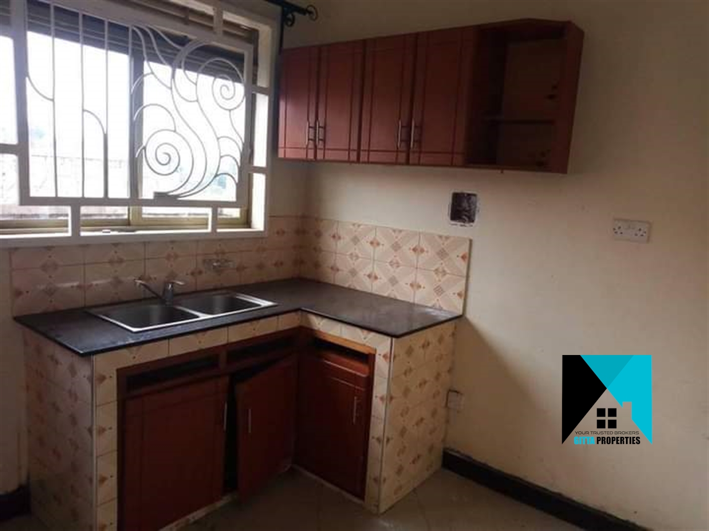 Semi Detached for rent in Bweyogerere Wakiso