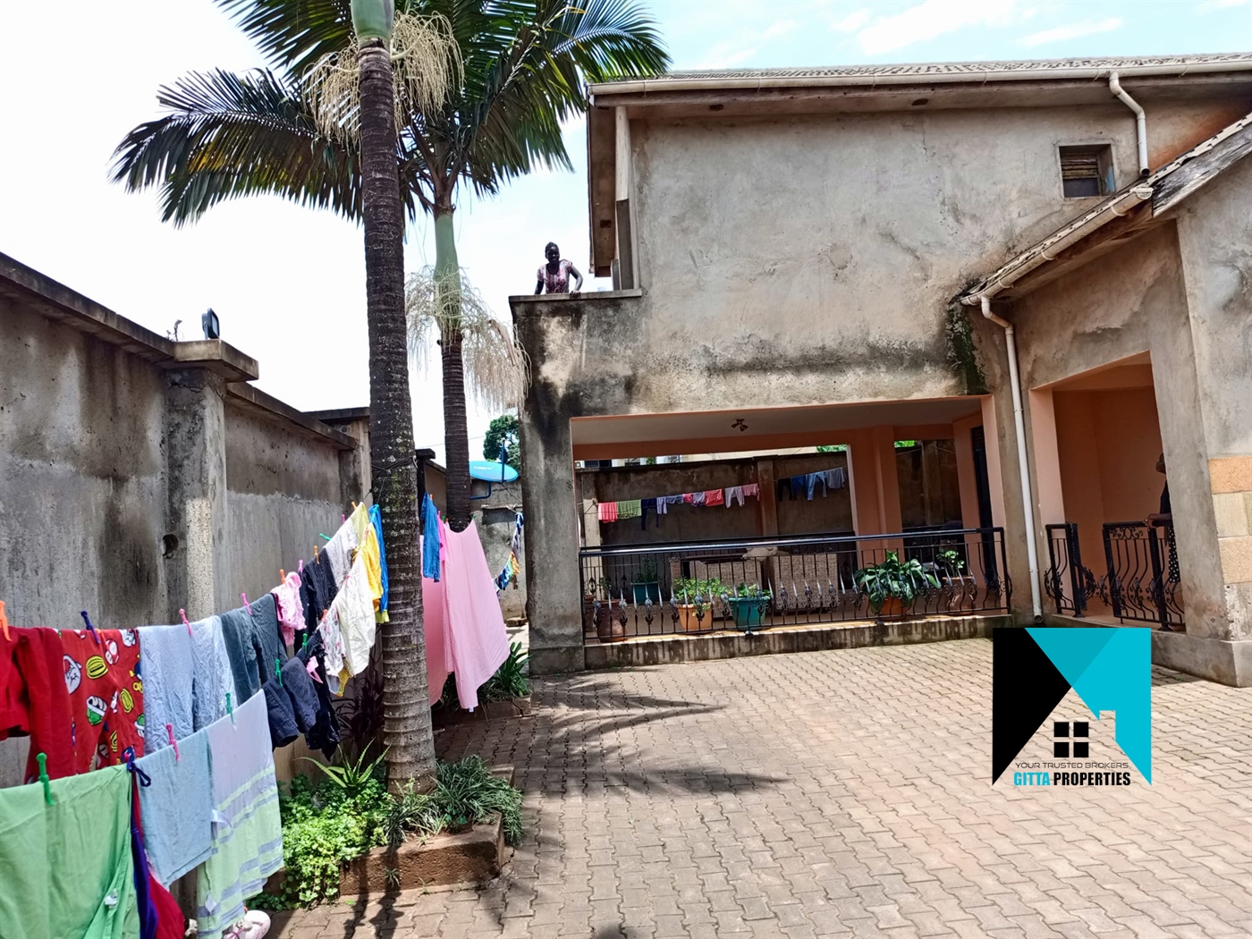 Storeyed house for sale in Kireku Wakiso