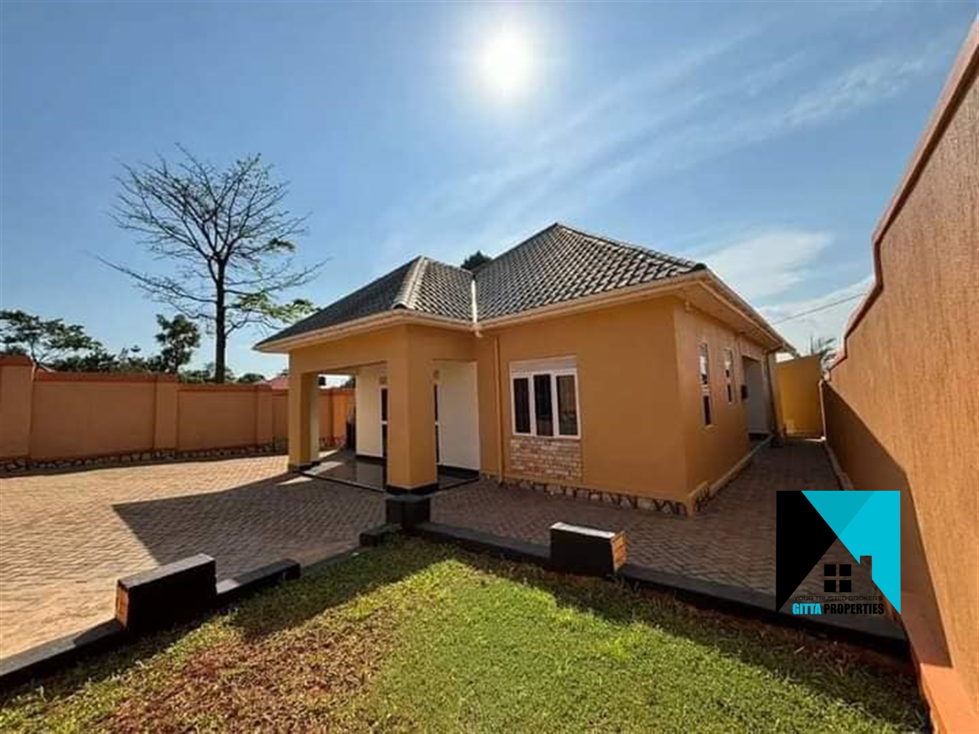 Bungalow for sale in Nakweelo Wakiso