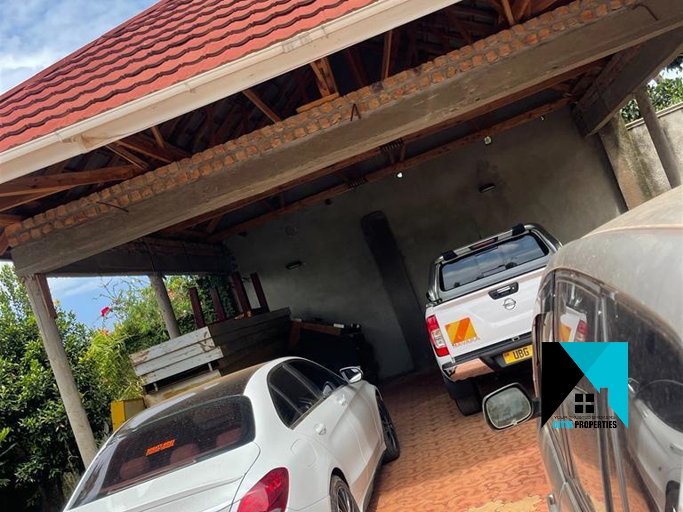 Bungalow for sale in Munyonyo Kampala