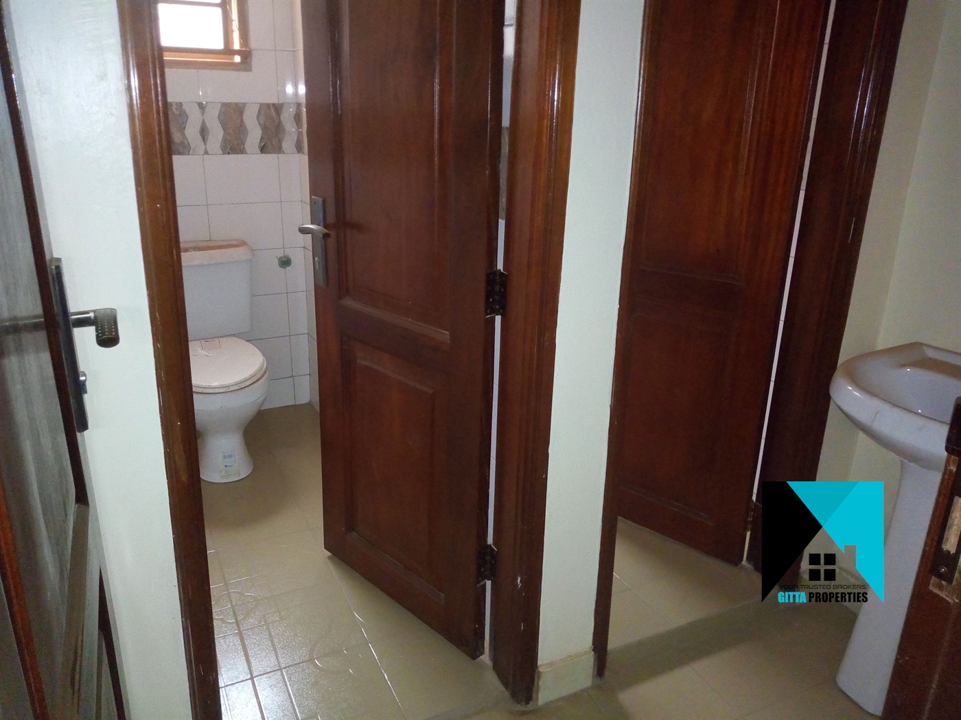 Semi Detached for rent in Namugongo Wakiso