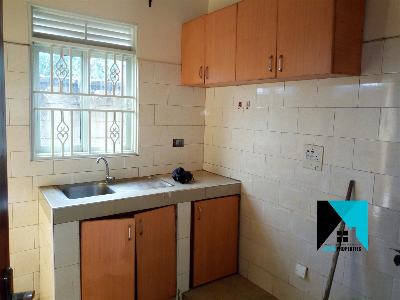 Semi Detached for rent in Namugongo Wakiso