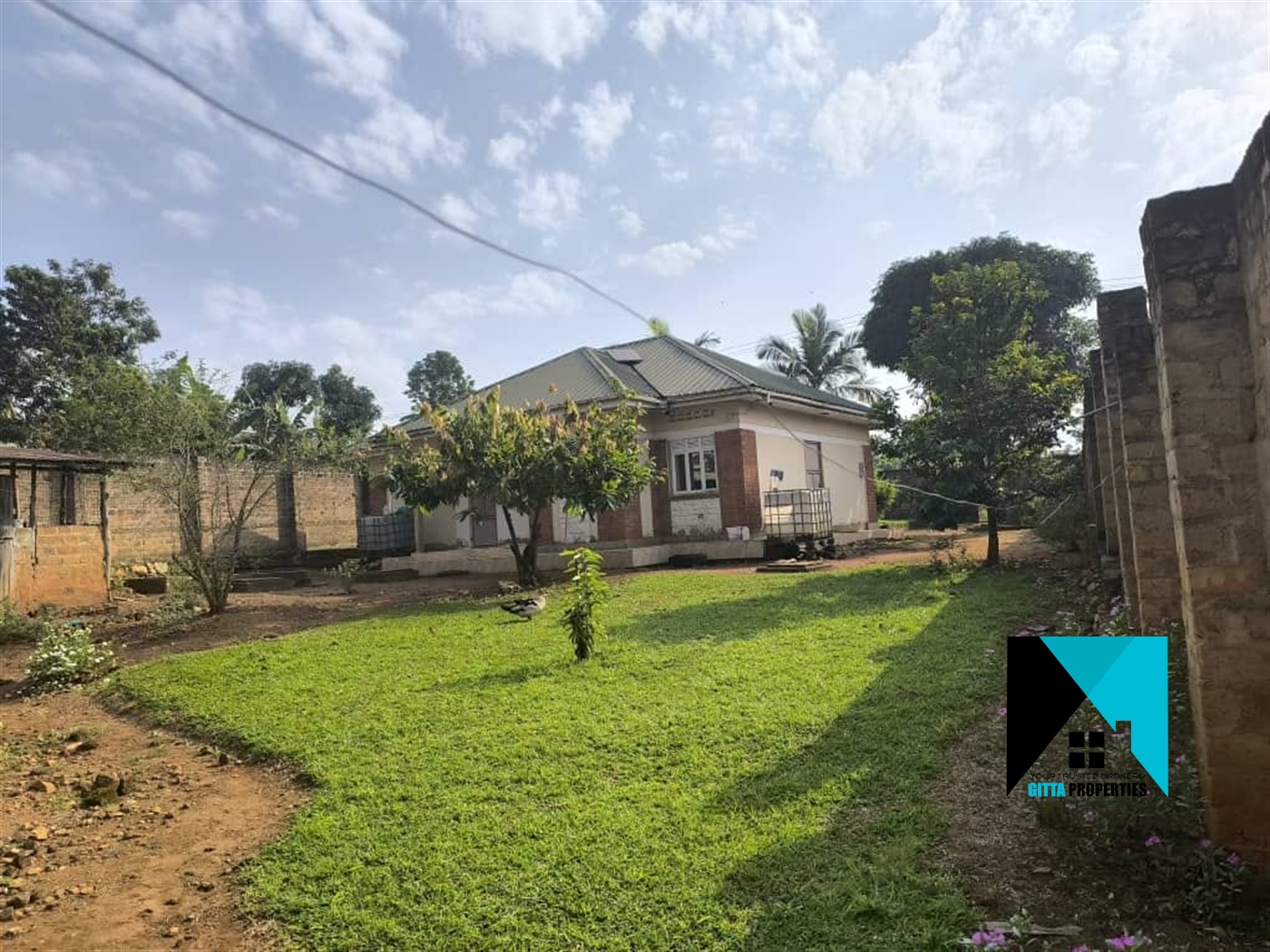 Bungalow for sale in Mbalala Mukono