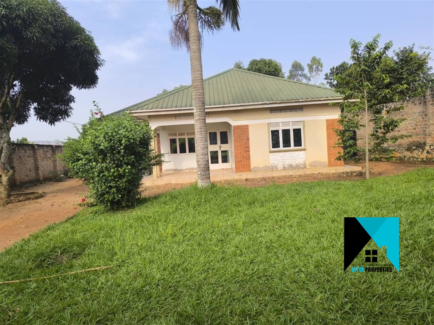 Bungalow for sale in Mbalala Mukono