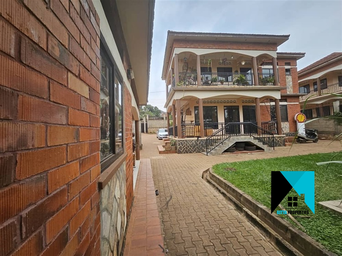 Storeyed house for sale in Muyenga Kampala