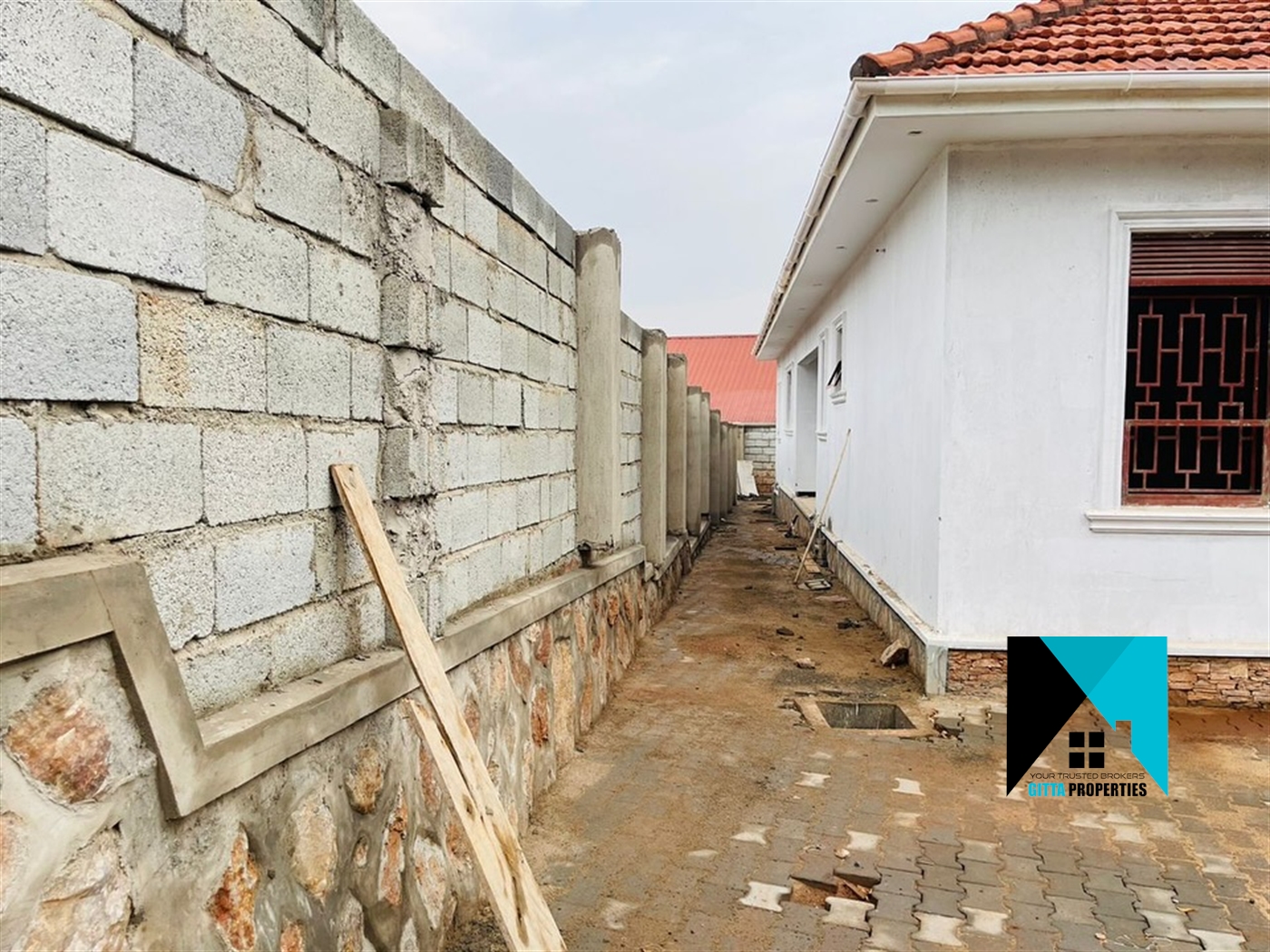 Bungalow for sale in Bwebajja Wakiso