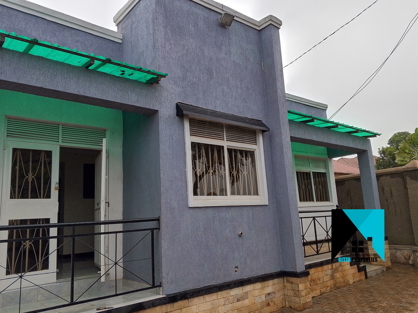 Semi Detached for rent in Kyengela Wakiso