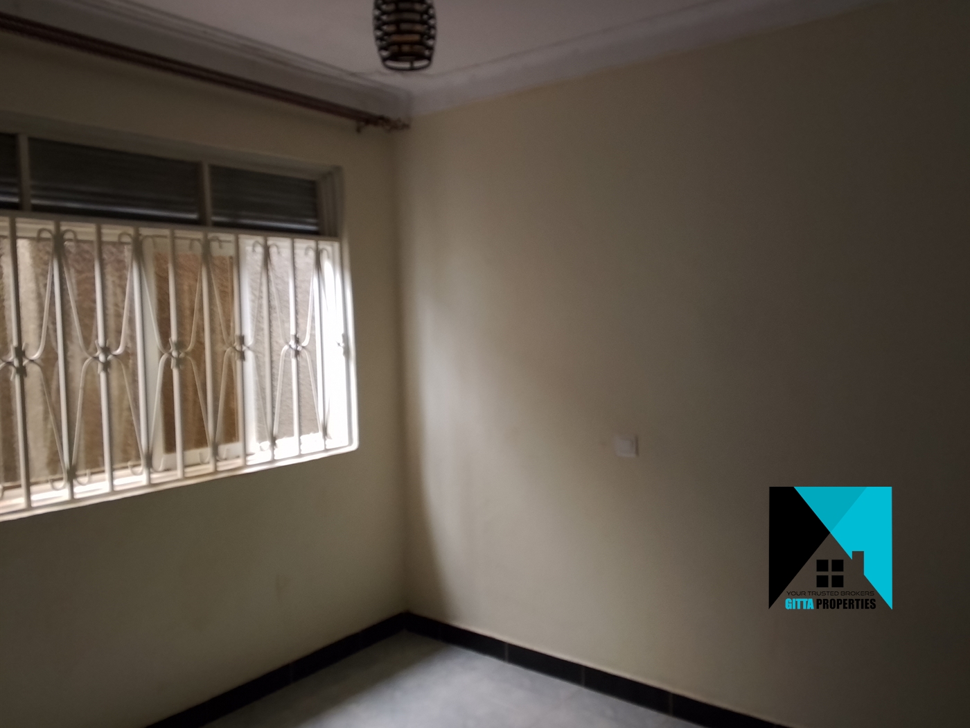 Semi Detached for rent in Kyengela Wakiso