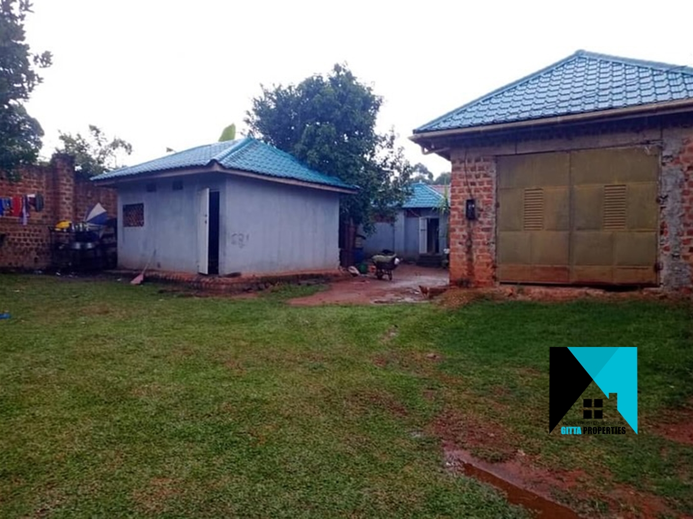 Bungalow for sale in Kakiri Wakiso