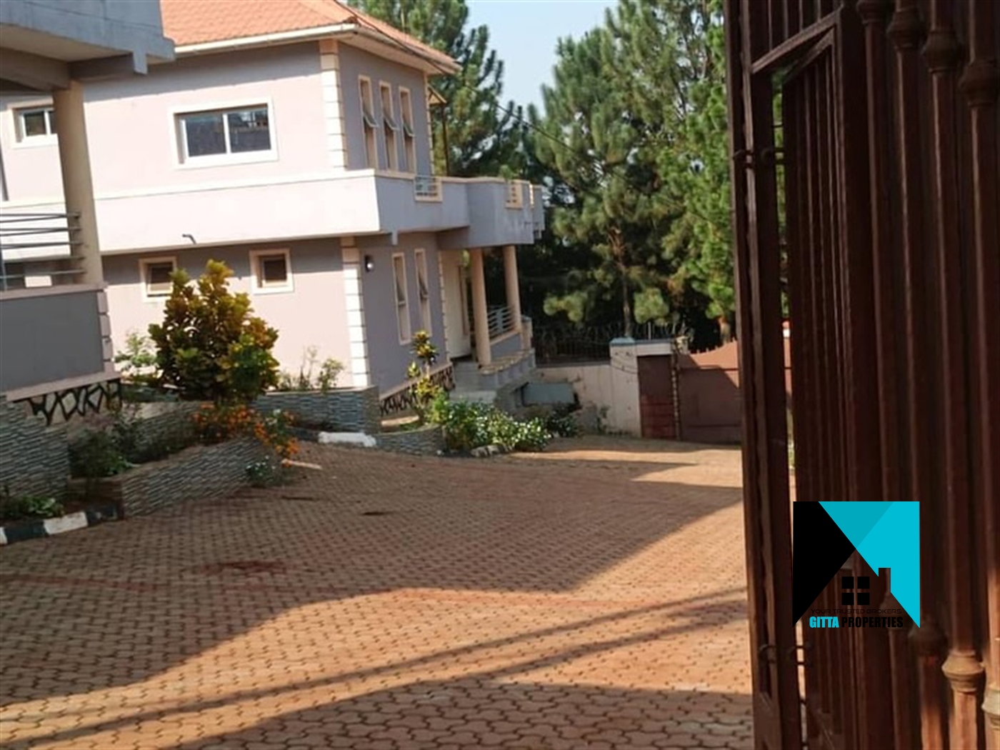 Apartment block for sale in Bwebajja Wakiso