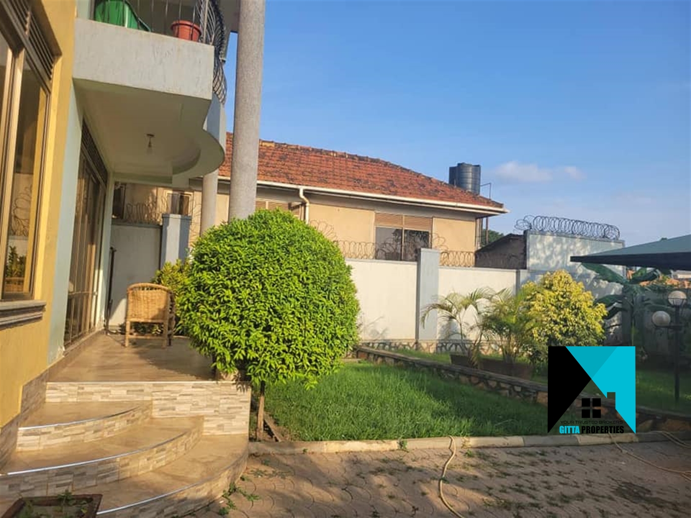 Storeyed house for sale in Kimbejja Wakiso