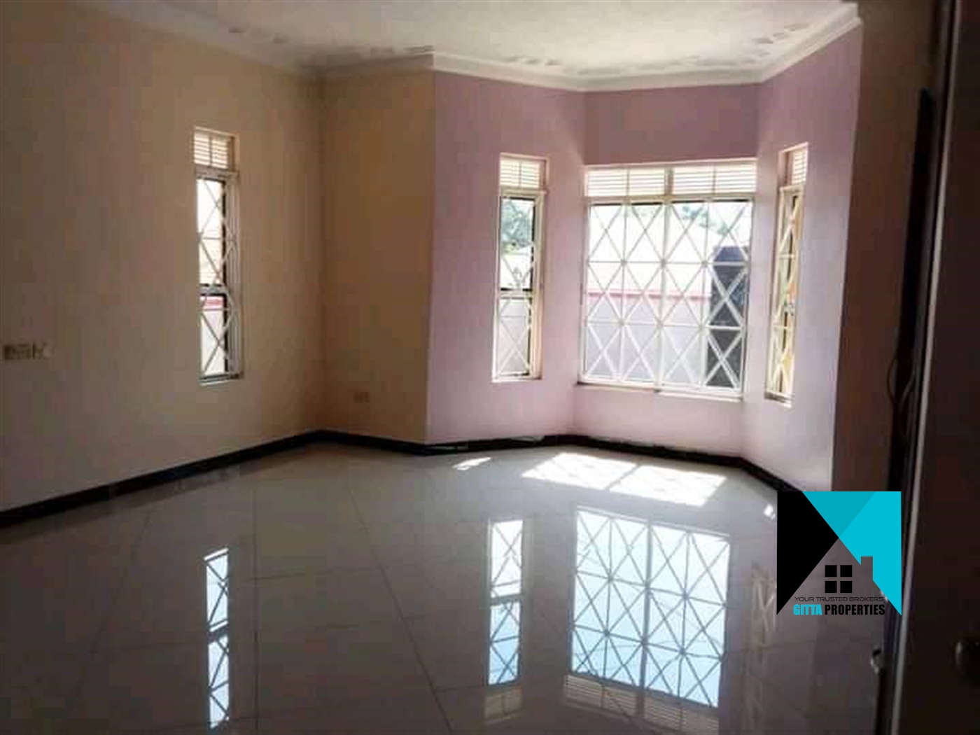 Bungalow for rent in Kira Wakiso