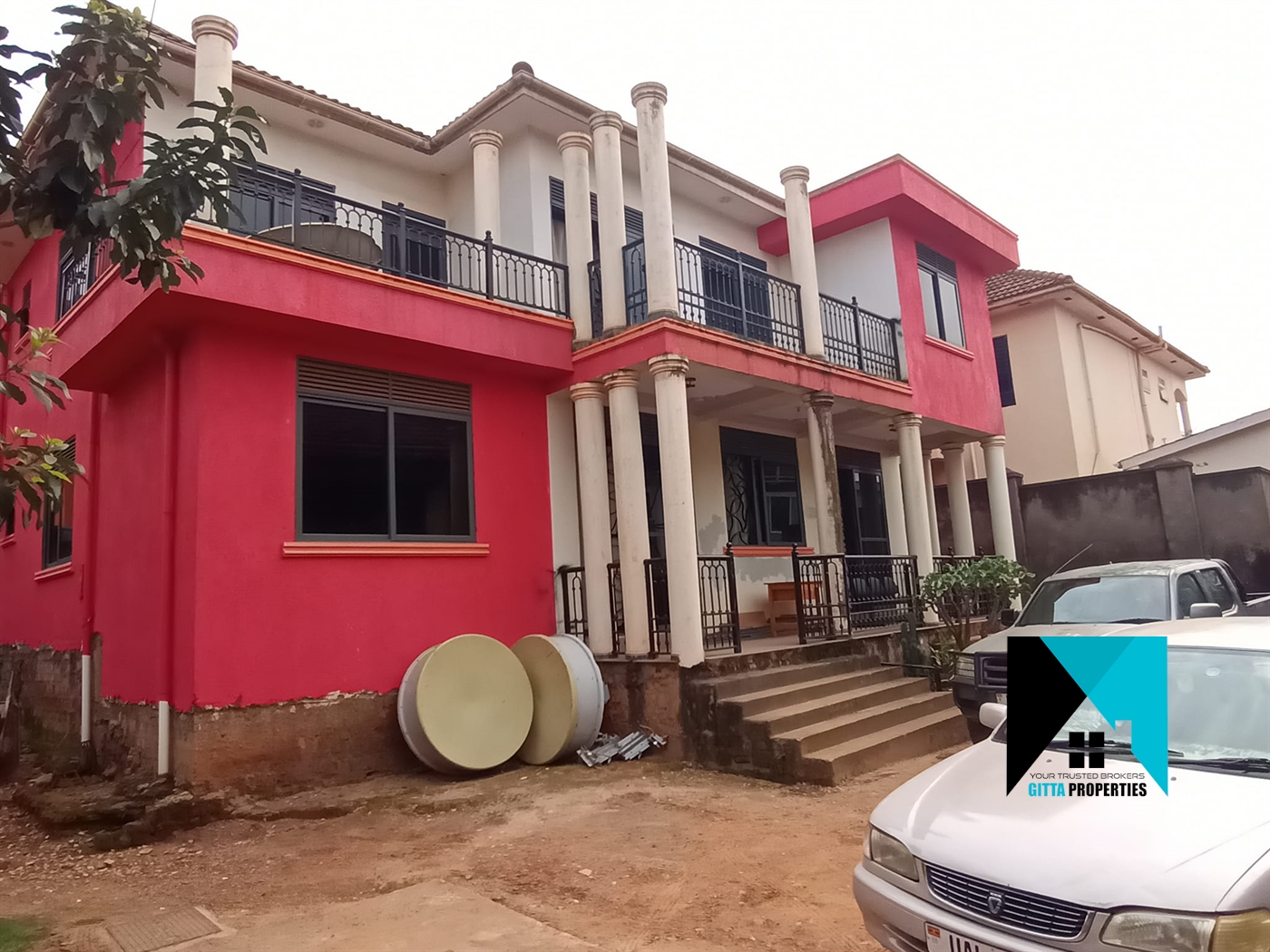 Storeyed house for sale in Buwaate Wakiso