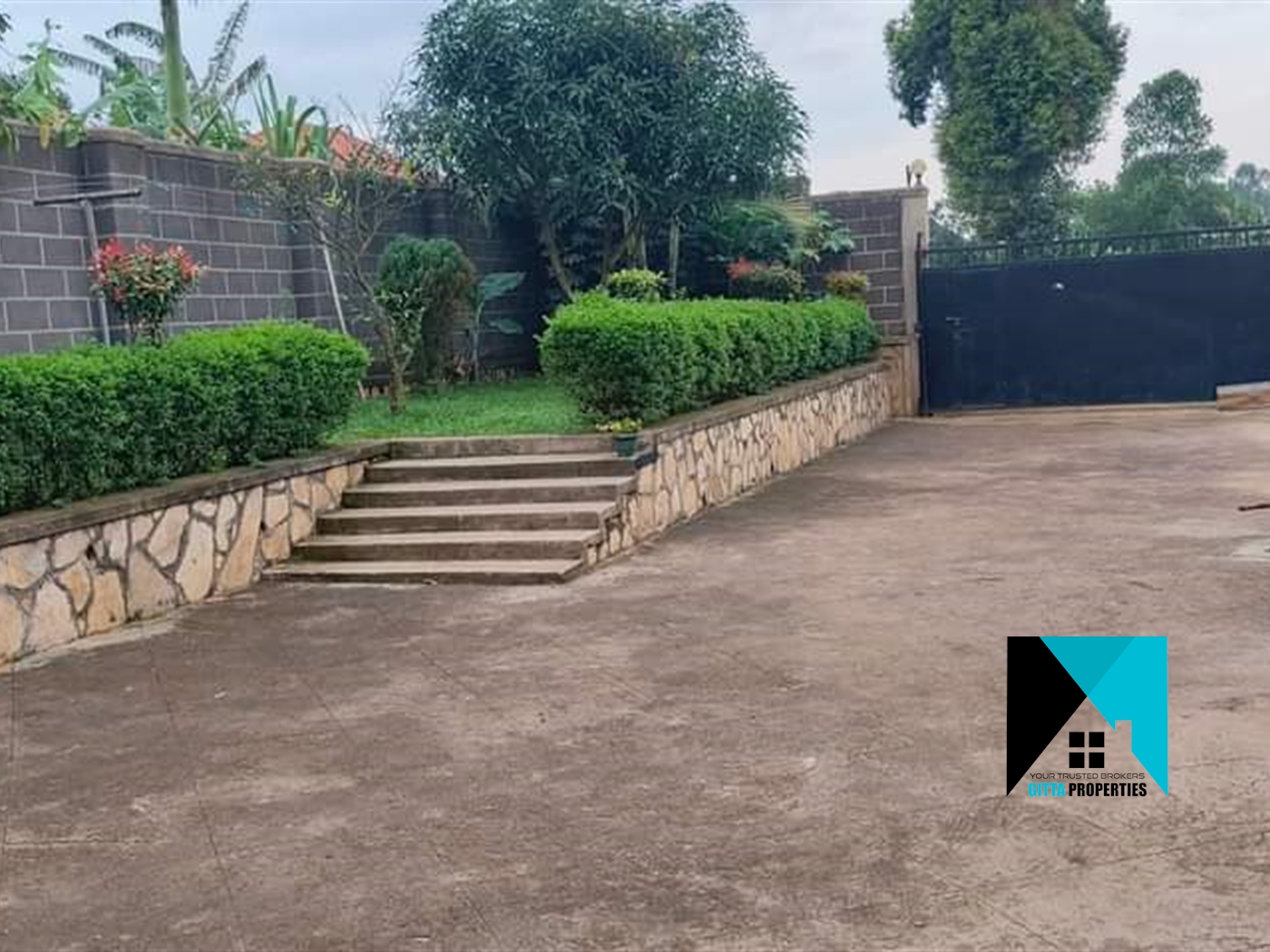 Bungalow for sale in Kasangati Wakiso