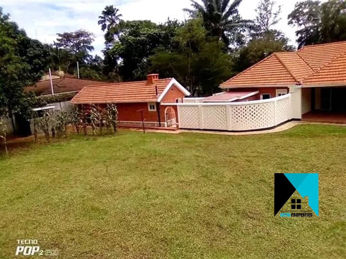 Mansion for sale in Kololo Kampala