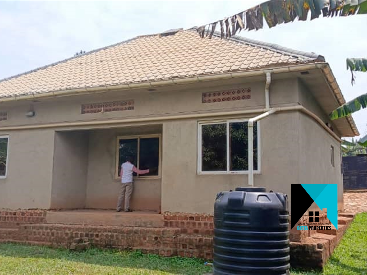 Shell House for sale in Nakweelo Wakiso