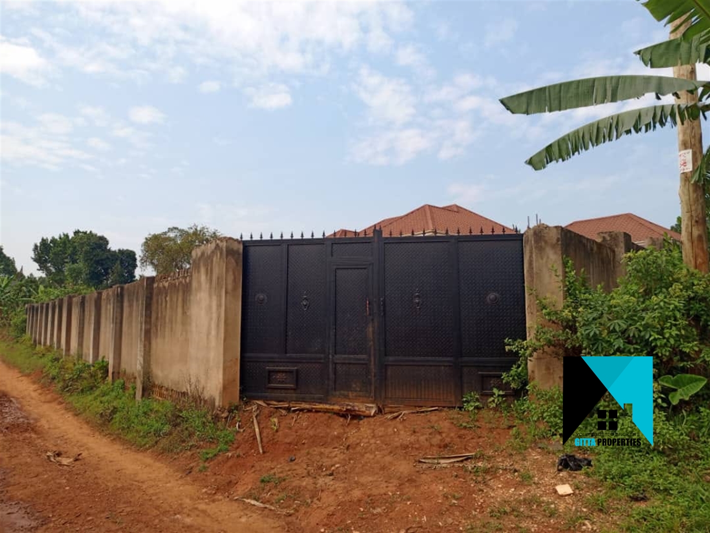 Bungalow for sale in Kakiri Wakiso