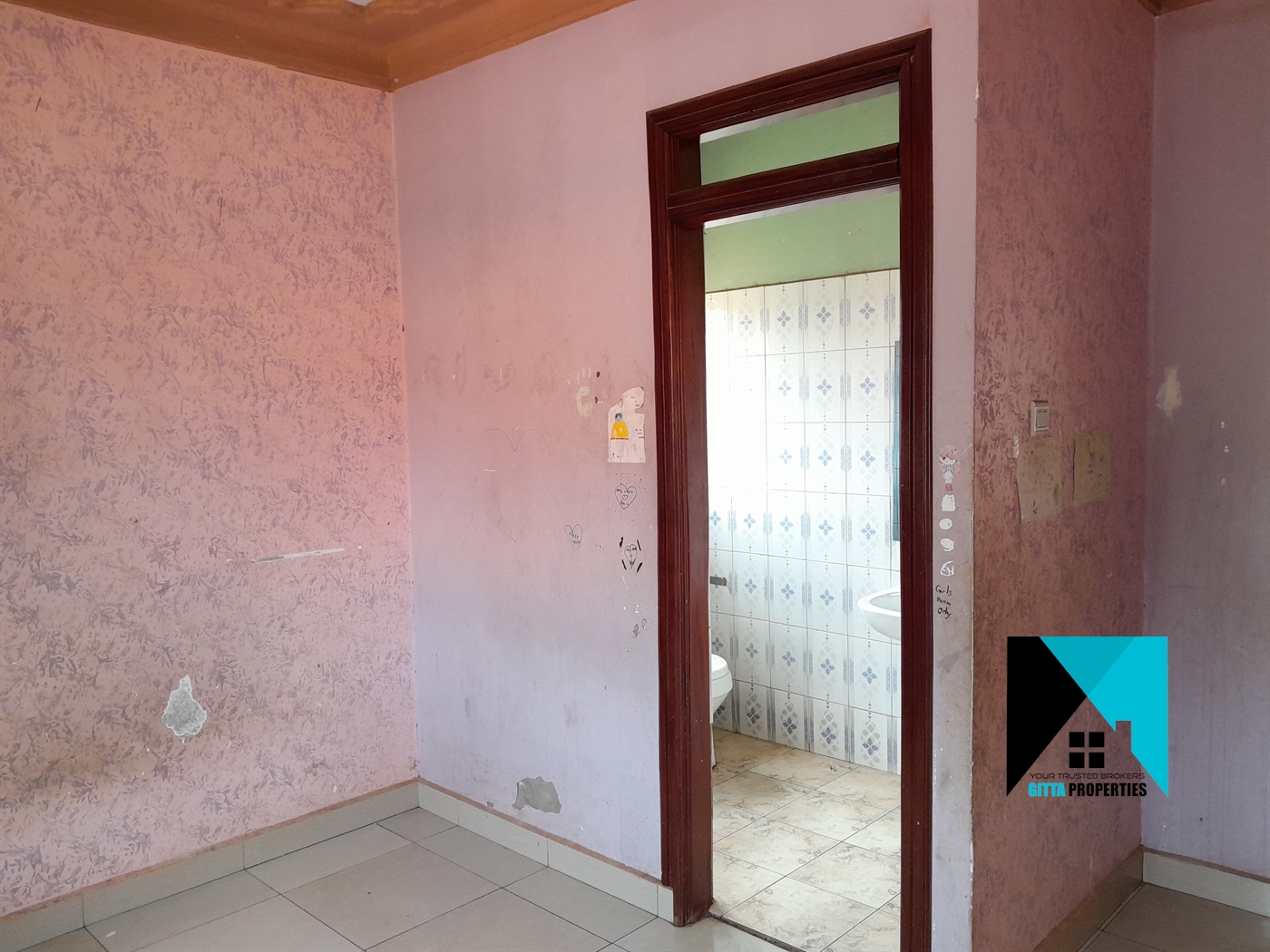 Storeyed house for rent in Namugongo Wakiso