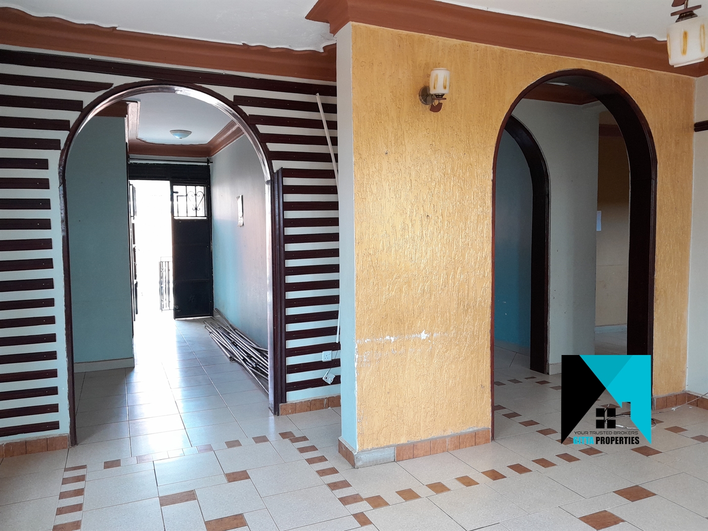 Storeyed house for rent in Namugongo Wakiso