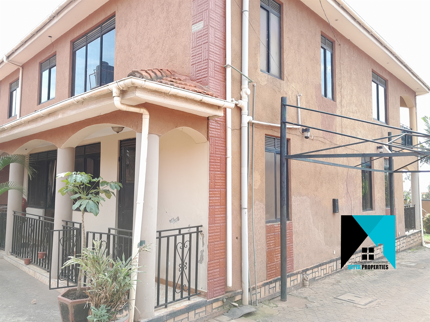 Storeyed house for rent in Namugongo Wakiso