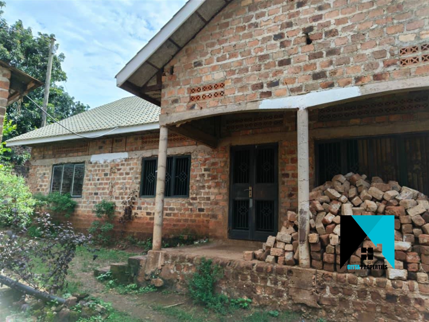 Shell House for sale in Kirinya Wakiso