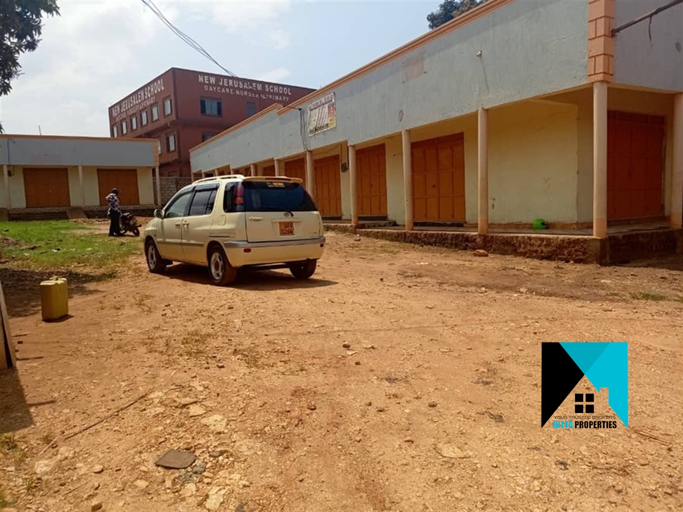 Shop for sale in Kasangati Wakiso