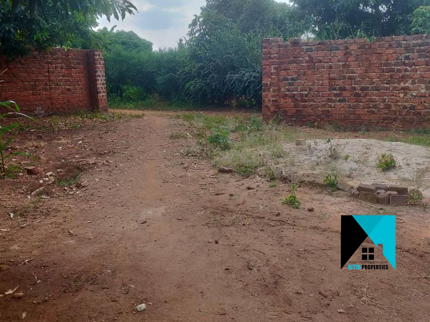 Multipurpose Land for sale in Mayilikiti Luweero