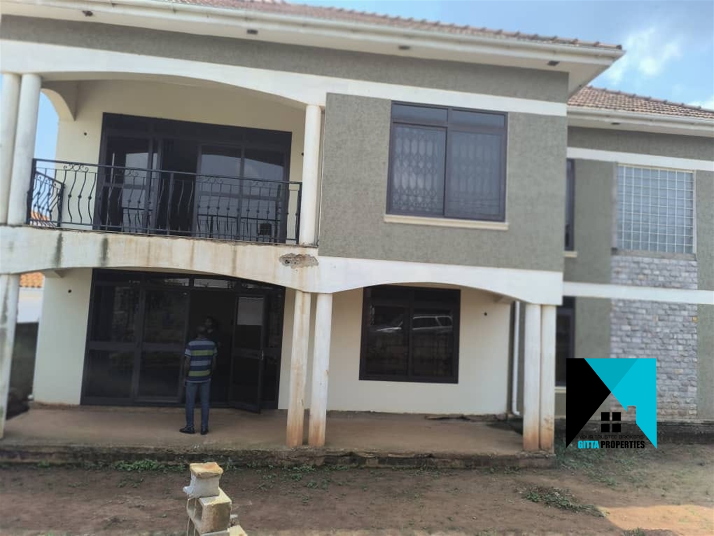 Storeyed house for sale in Katabi Wakiso