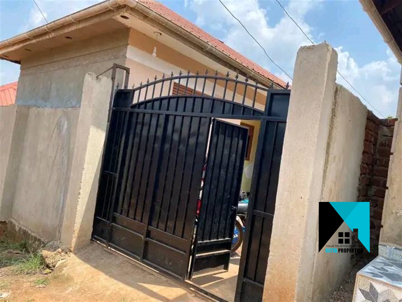 Bungalow for sale in Nansana Wakiso