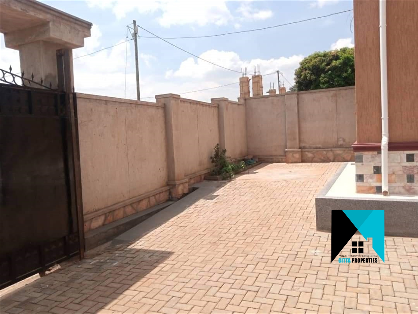 Bungalow for sale in Nabusugwe Mukono