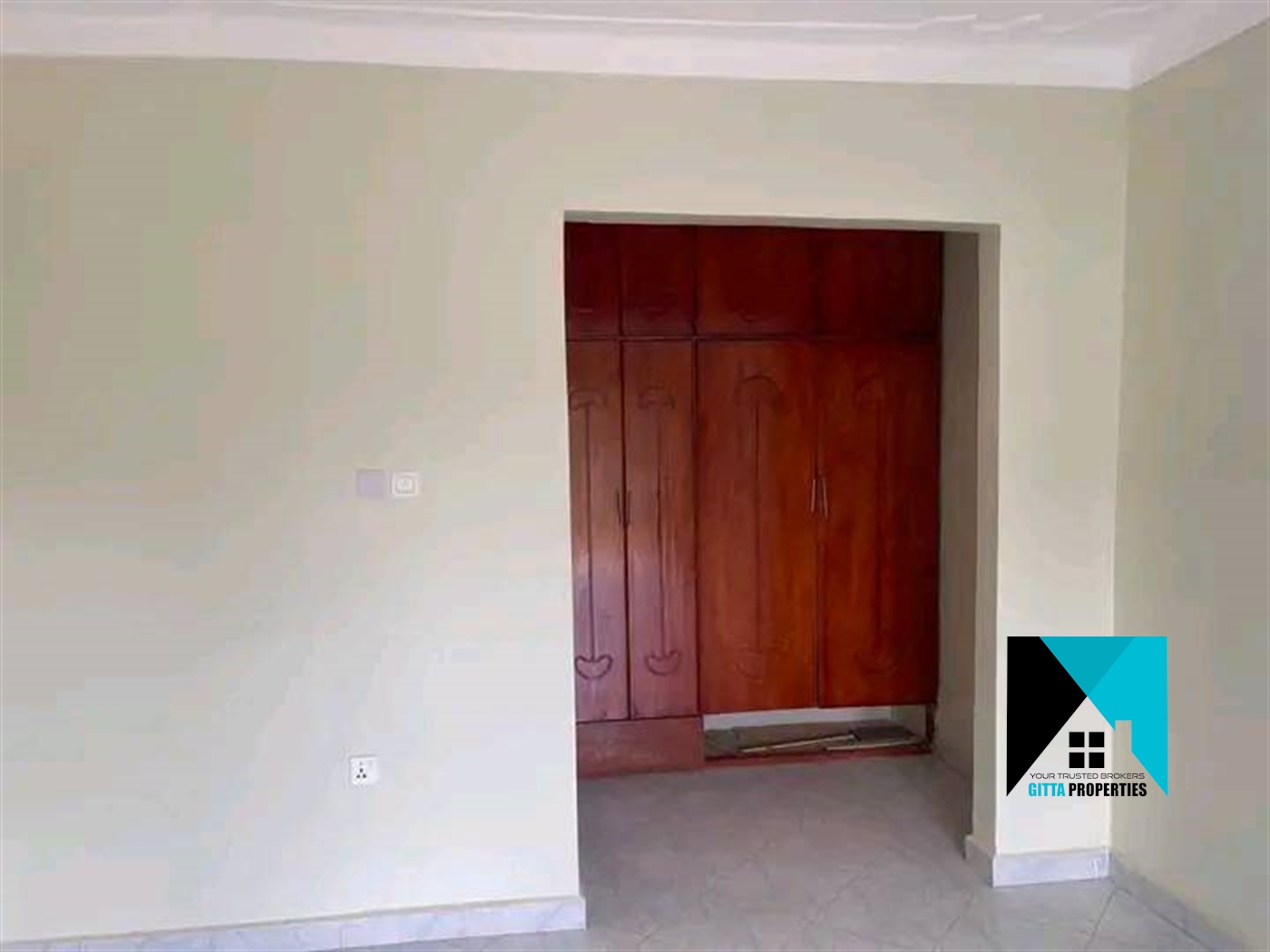 Storeyed house for sale in Nabwelu Wakiso