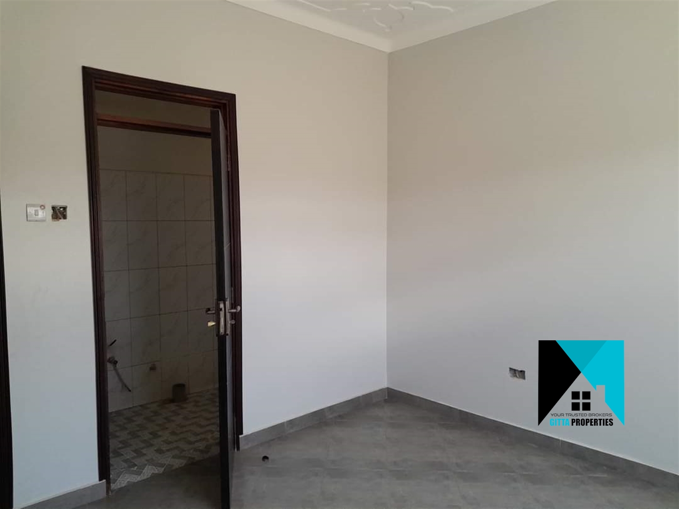 Semi Detached for rent in Bweyogerere Wakiso