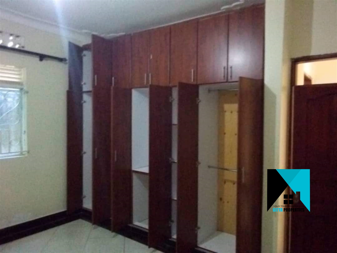 Semi Detached for rent in Kira Wakiso