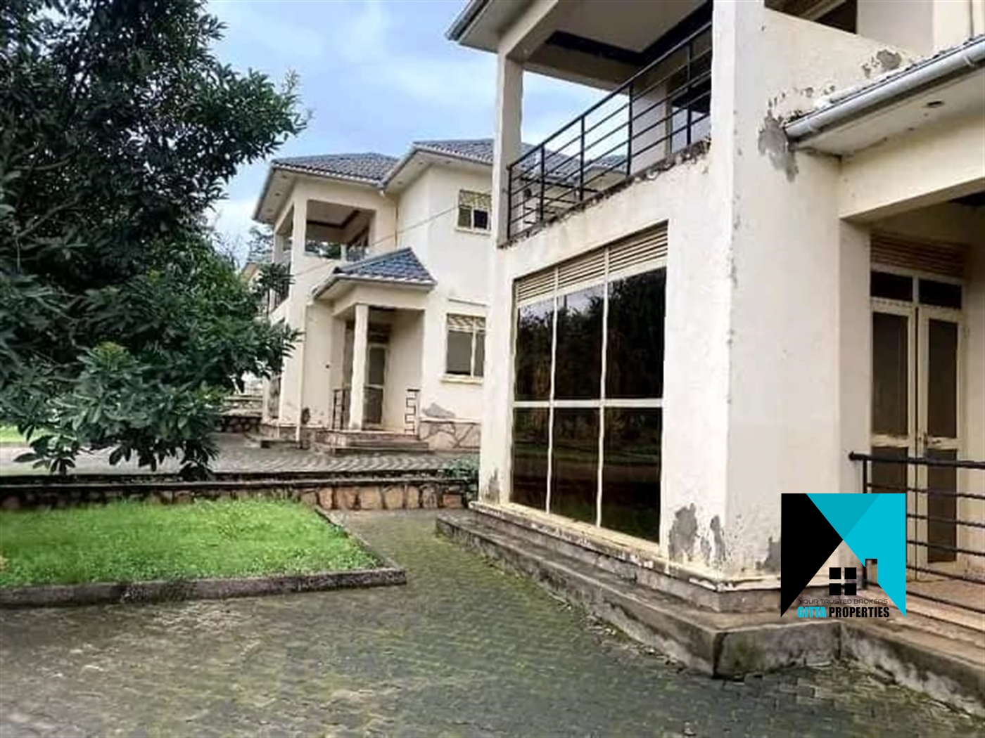 Storeyed house for sale in Masooli Wakiso