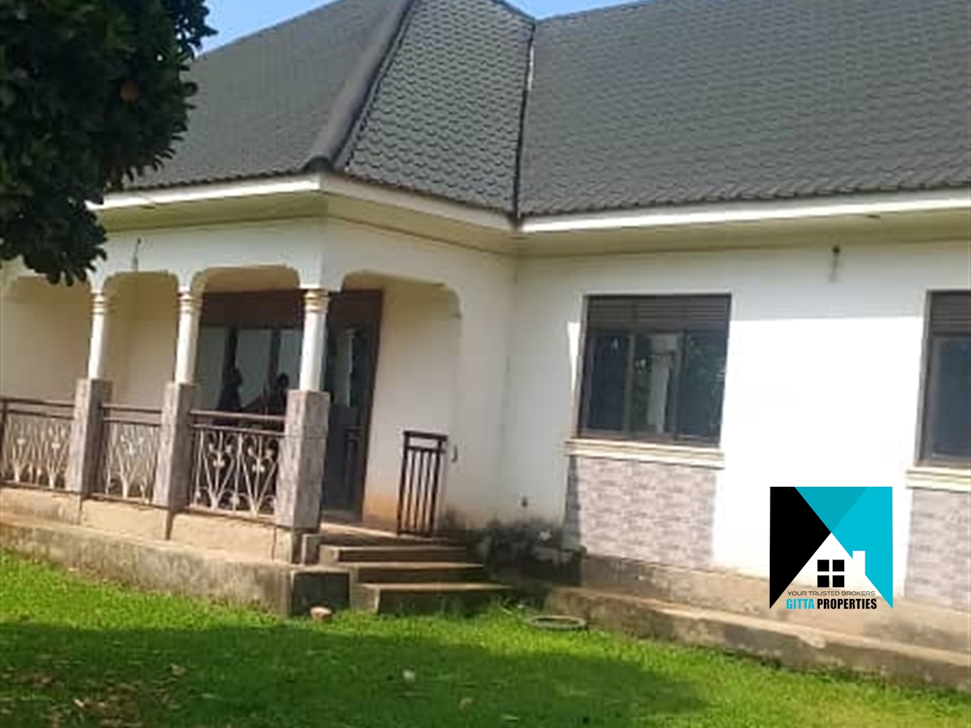 Bungalow for sale in Munyonyo Kampala