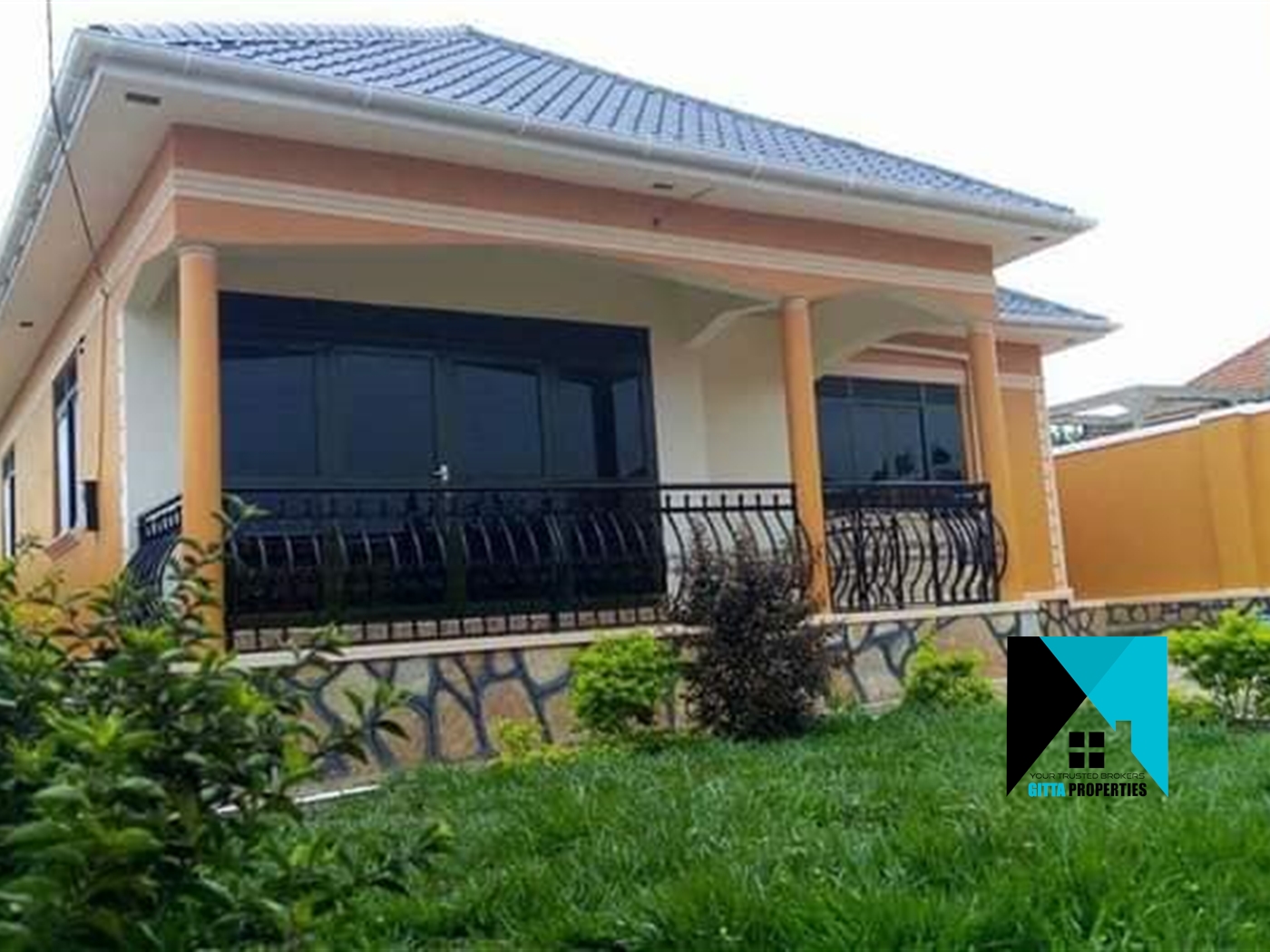 Bungalow for sale in Nakweelo Wakiso