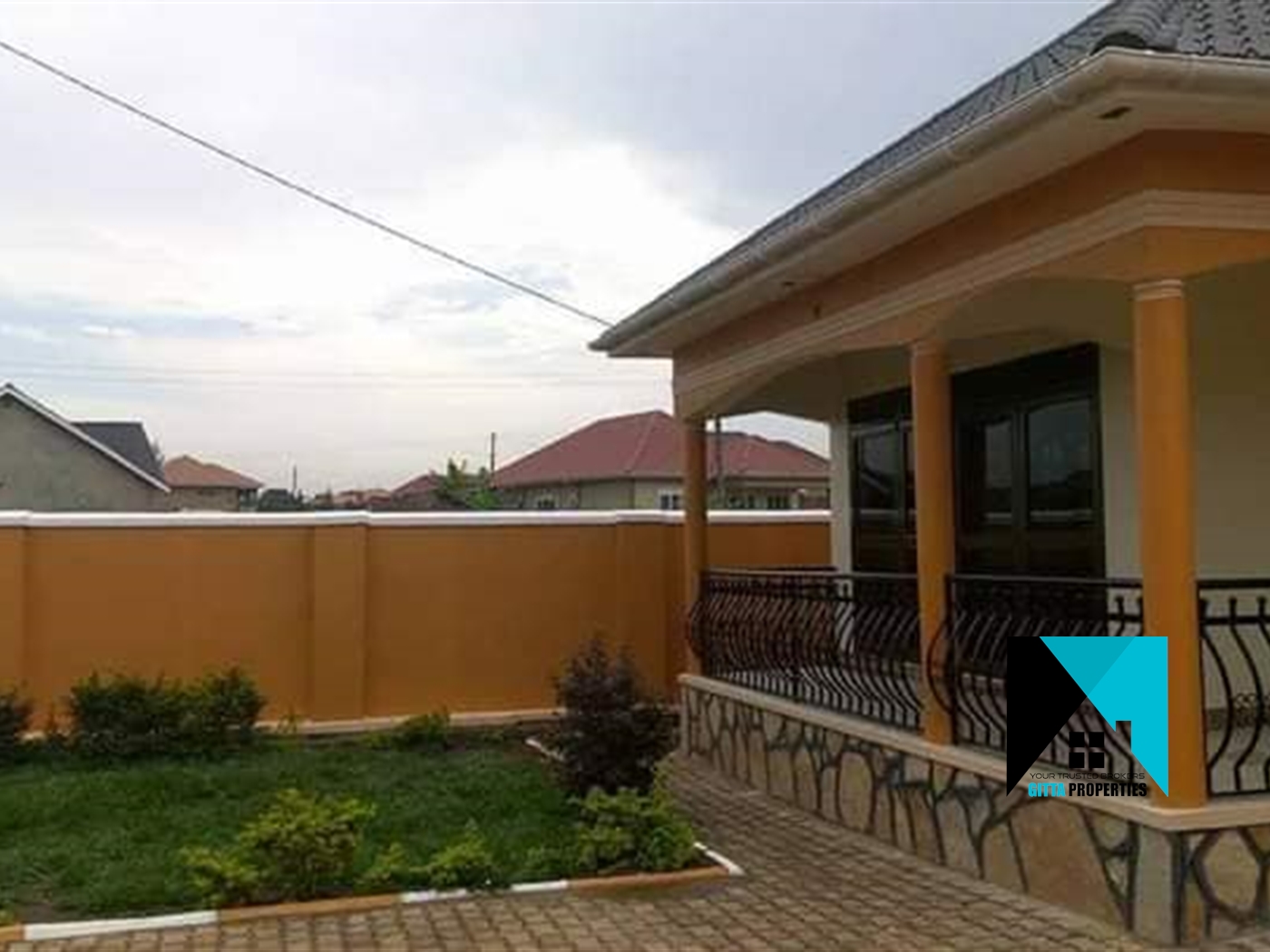 Bungalow for sale in Nakweelo Wakiso