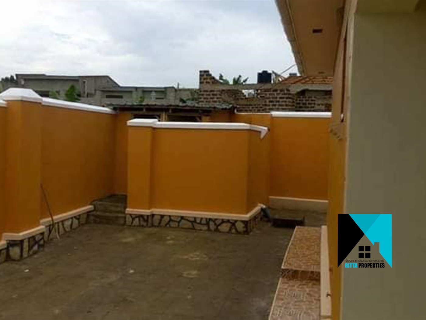 Bungalow for sale in Nakweelo Wakiso