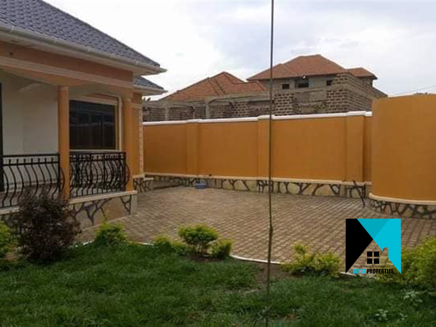 Bungalow for sale in Nakweelo Wakiso