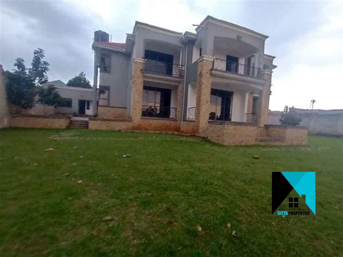 Storeyed house for sale in Mbalwa Wakiso