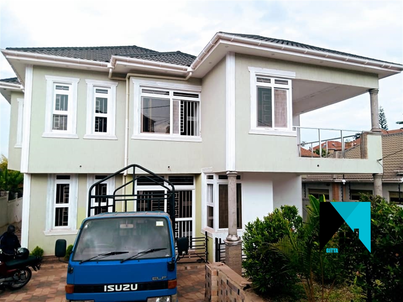 Storeyed house for sale in Namugongo Wakiso