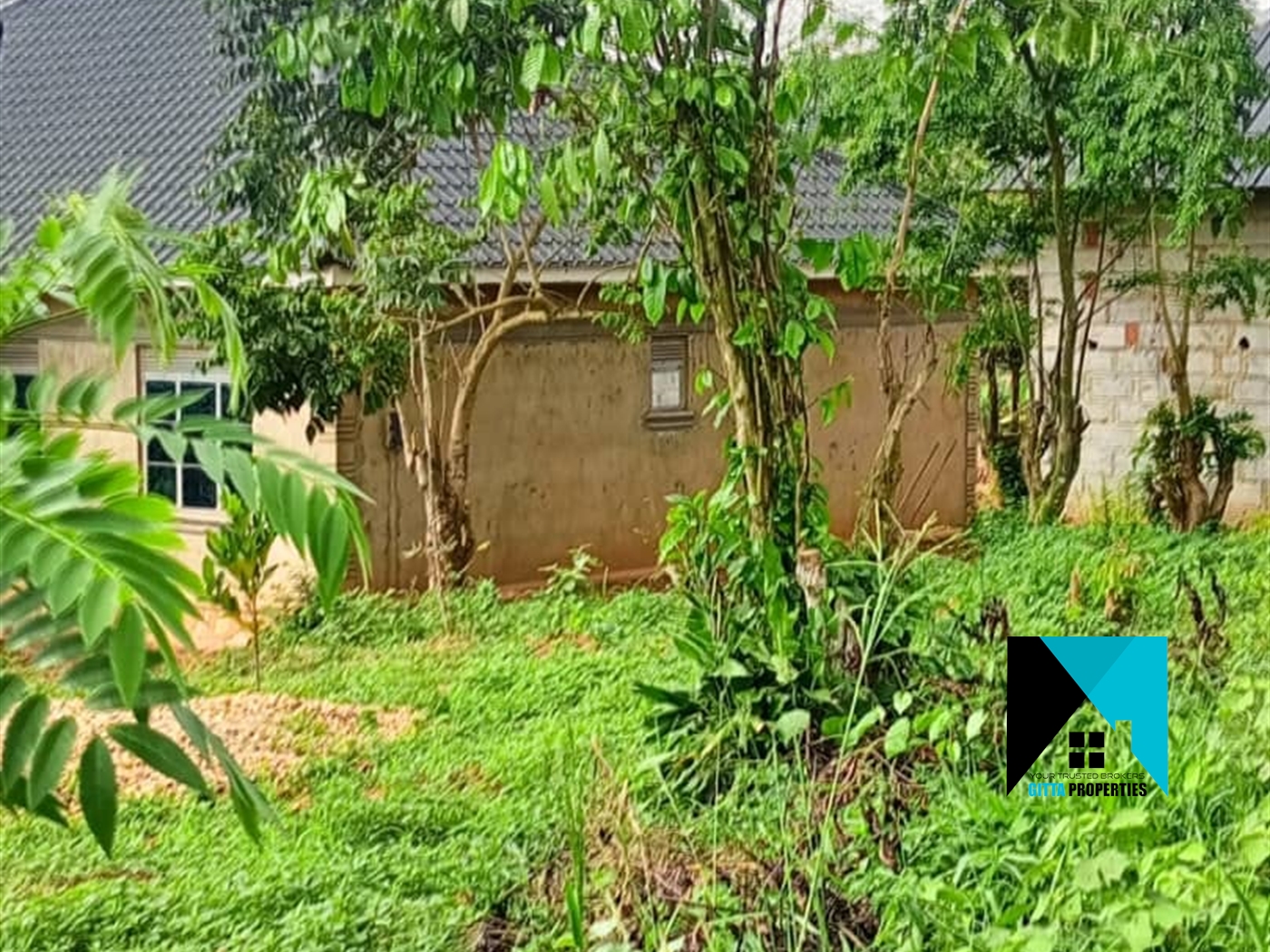 Shell House for sale in Ssemuto Nakaseke