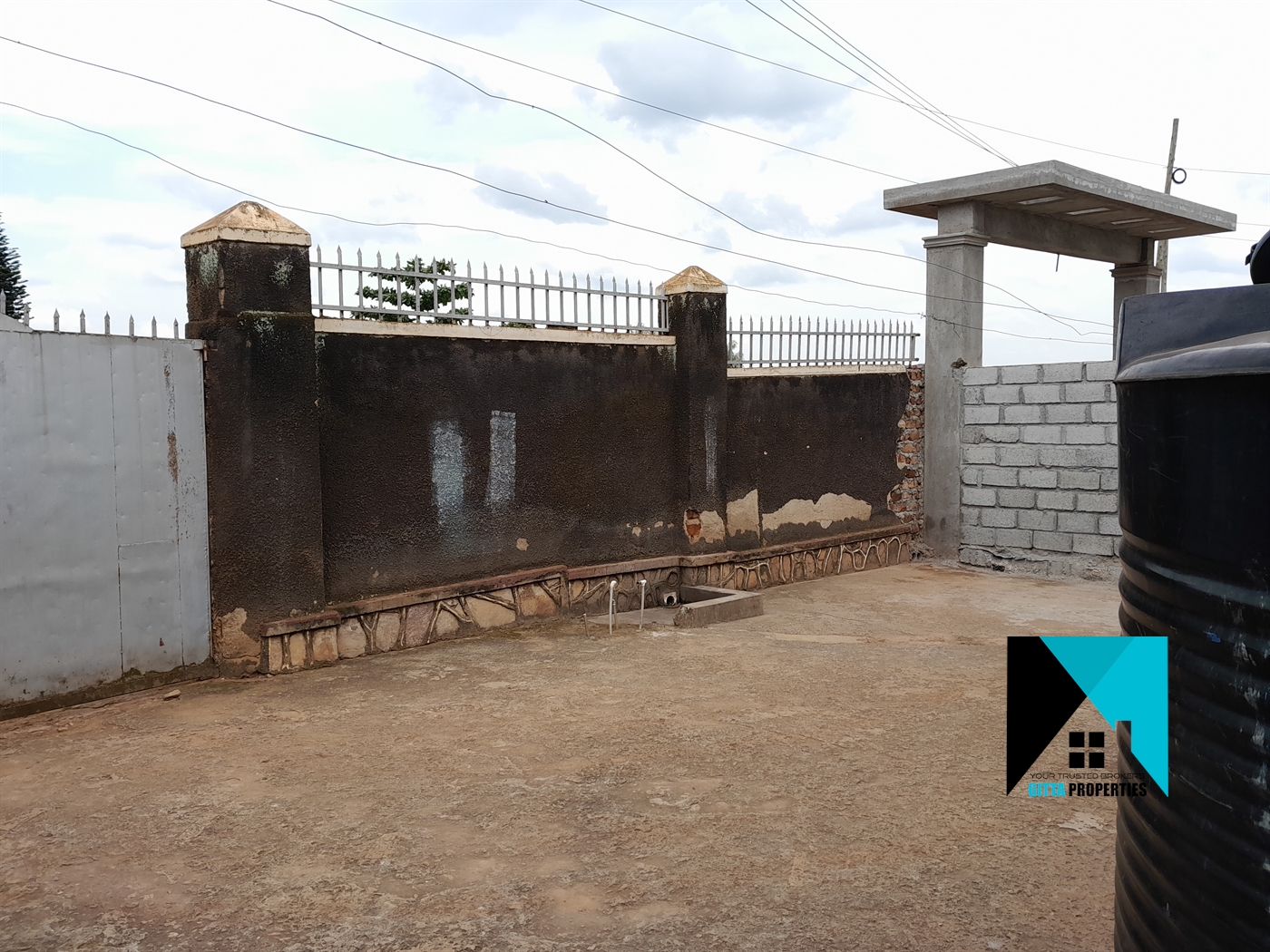 Bungalow for sale in Kyaliwajjala Wakiso