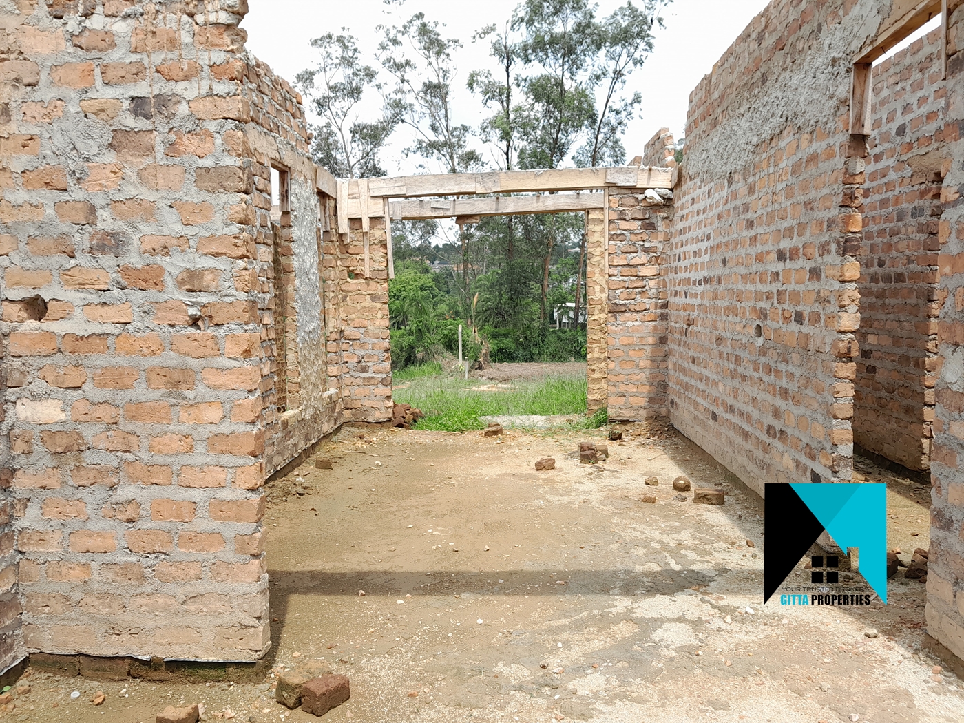 Shell House for sale in Namugongo Wakiso