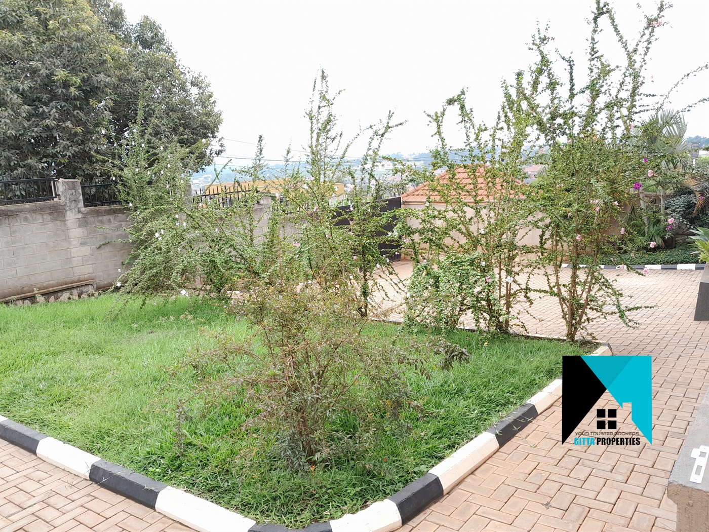 Duplex for rent in Kira Wakiso